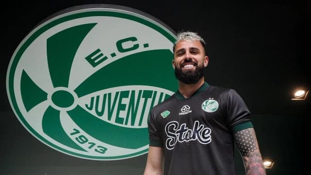 Goleiro Jandrei troca São Paulo pelo Juventude