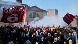 Dida comparece à despedida de Franco Baresi na Itália e presta homenagem ao ex-zagueiro