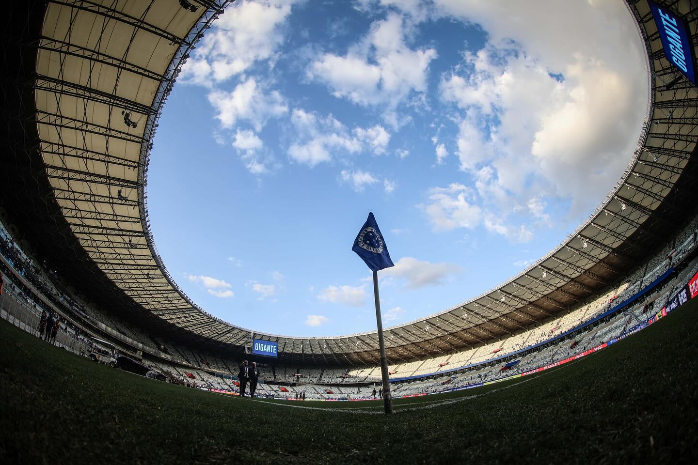 CBF libera a presença de torcedores no duelo entre Cruzeiro e Palmeiras