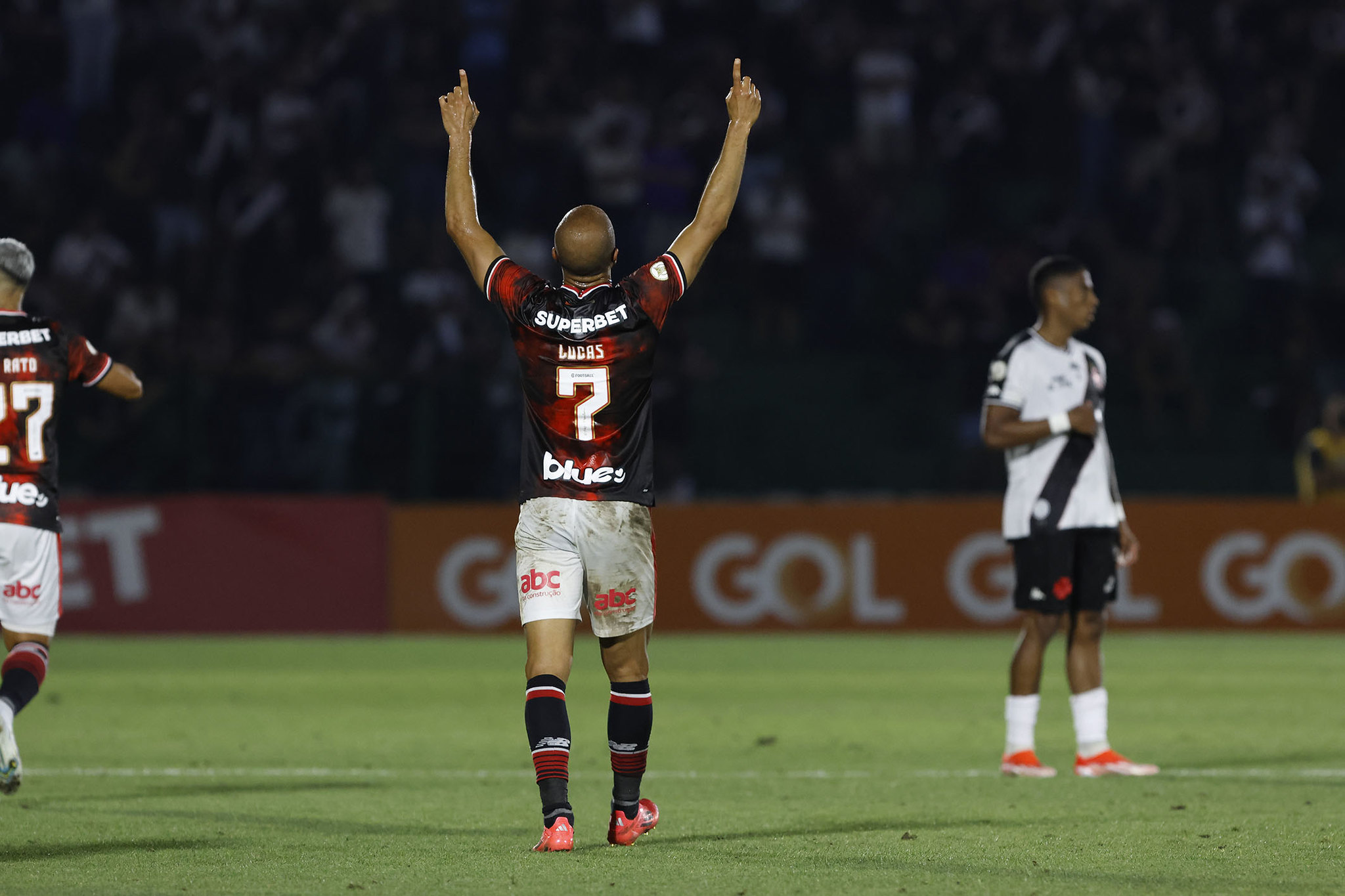 Lucas Moura comanda vitória do São Paulo sobre o Vasco — Foto: Rubens Chiri/São Paulo FC