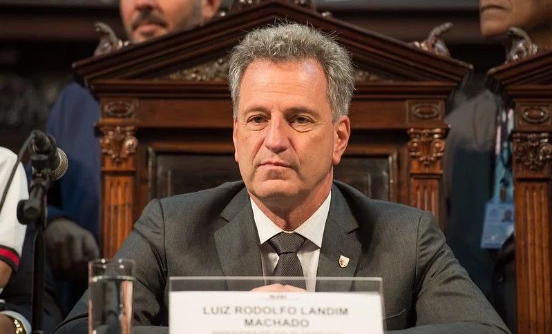 Rodolfo Landim, presidente do Flamengo, crítica John Textor, dono do Botafogo