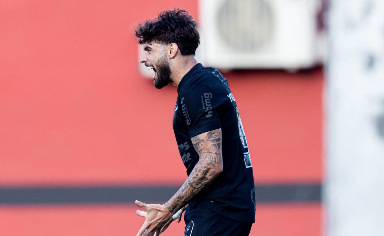 Yuri Alberto marcou um dos gols do Corinthians no triunfo contra o Vitória