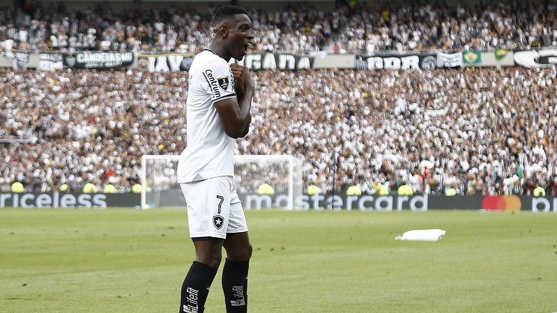 Luiz Henrique está de saída do Botafogo