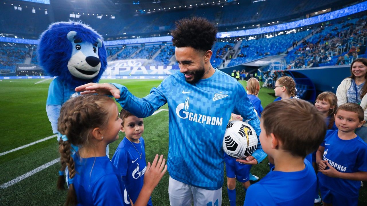 Claudinho, alvo do Palmeiras, troca o Zenit por clube do Catar