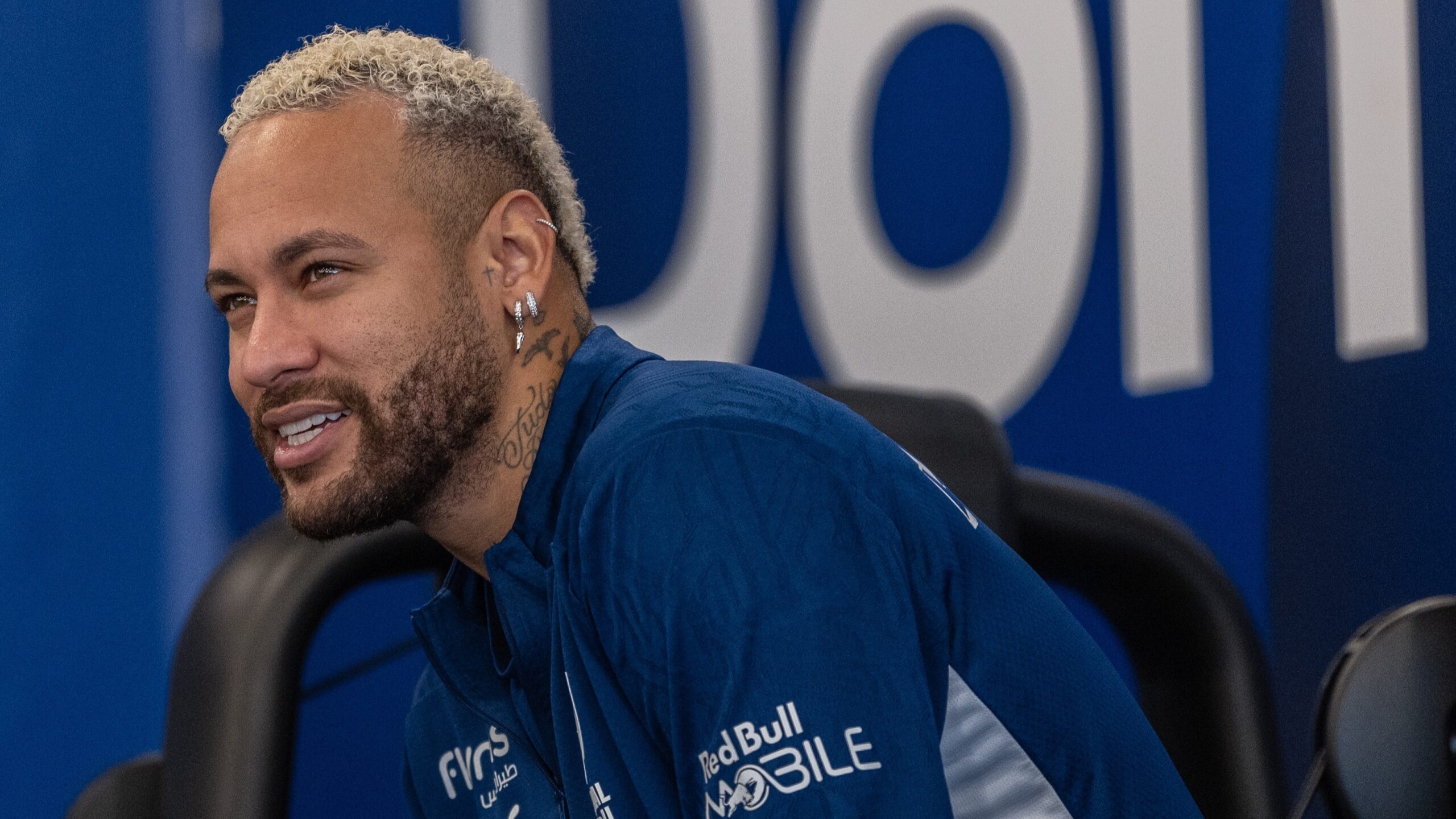 Fora dos planos do Al-Hilal, Neymar se torna pauta em gigante do futebol brasileiro