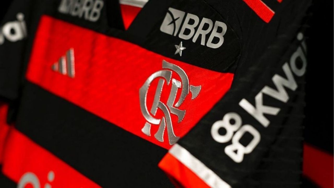 Flamengo aprova novo patrocínio para manga da camisa