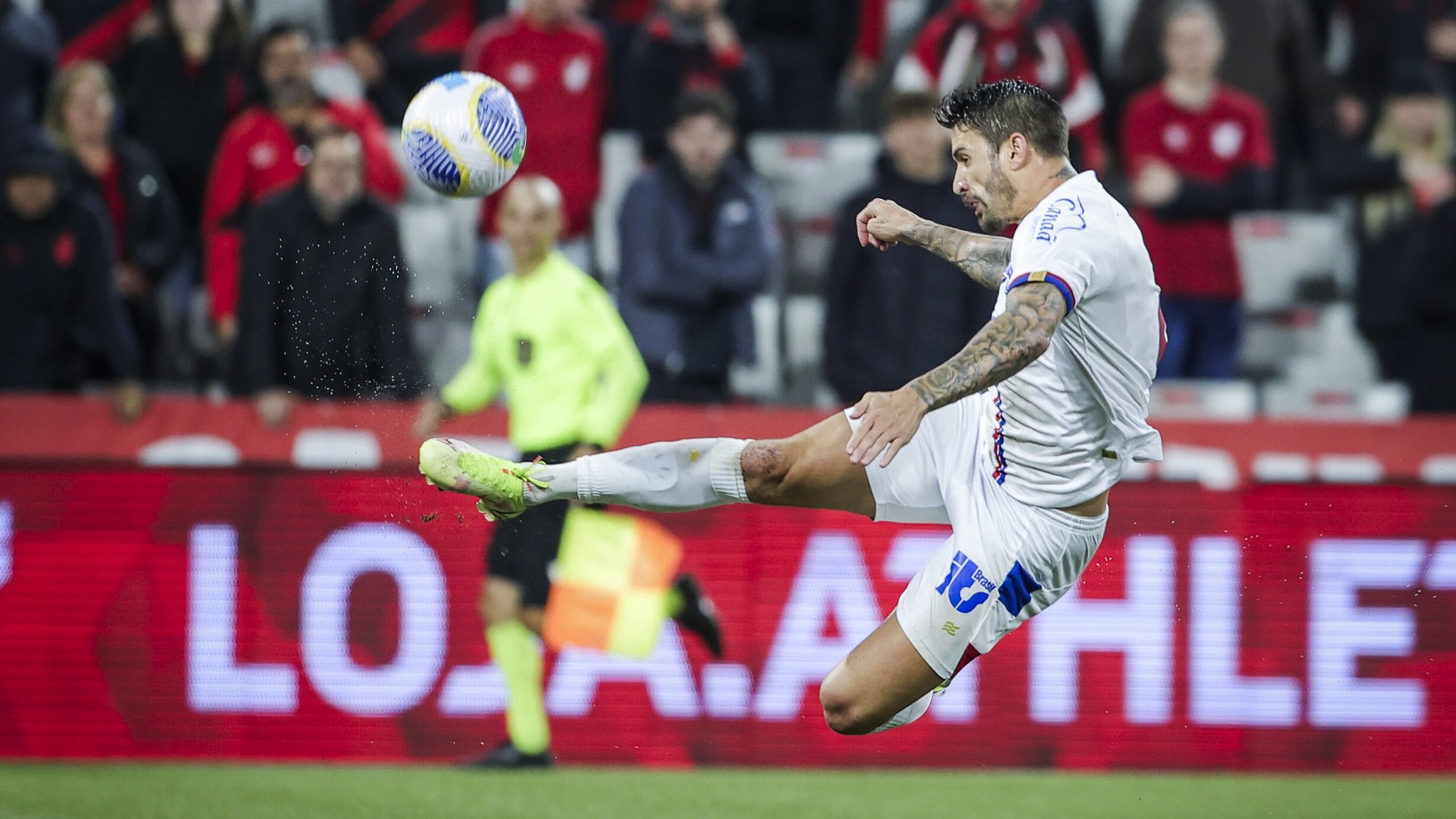 Everaldo troca o Bahia pelo Fluminense
