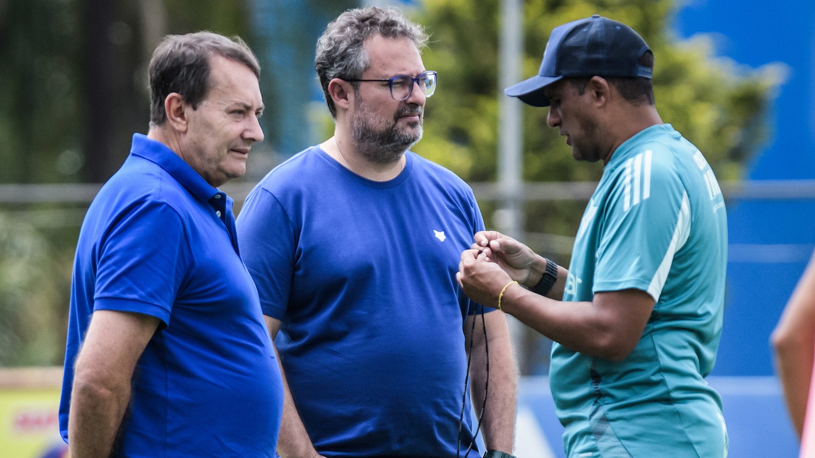 Pedro Lourenço e Alexandre Mattos precisarão abrir os cofres do Cruzeiro por promessa do Coxa