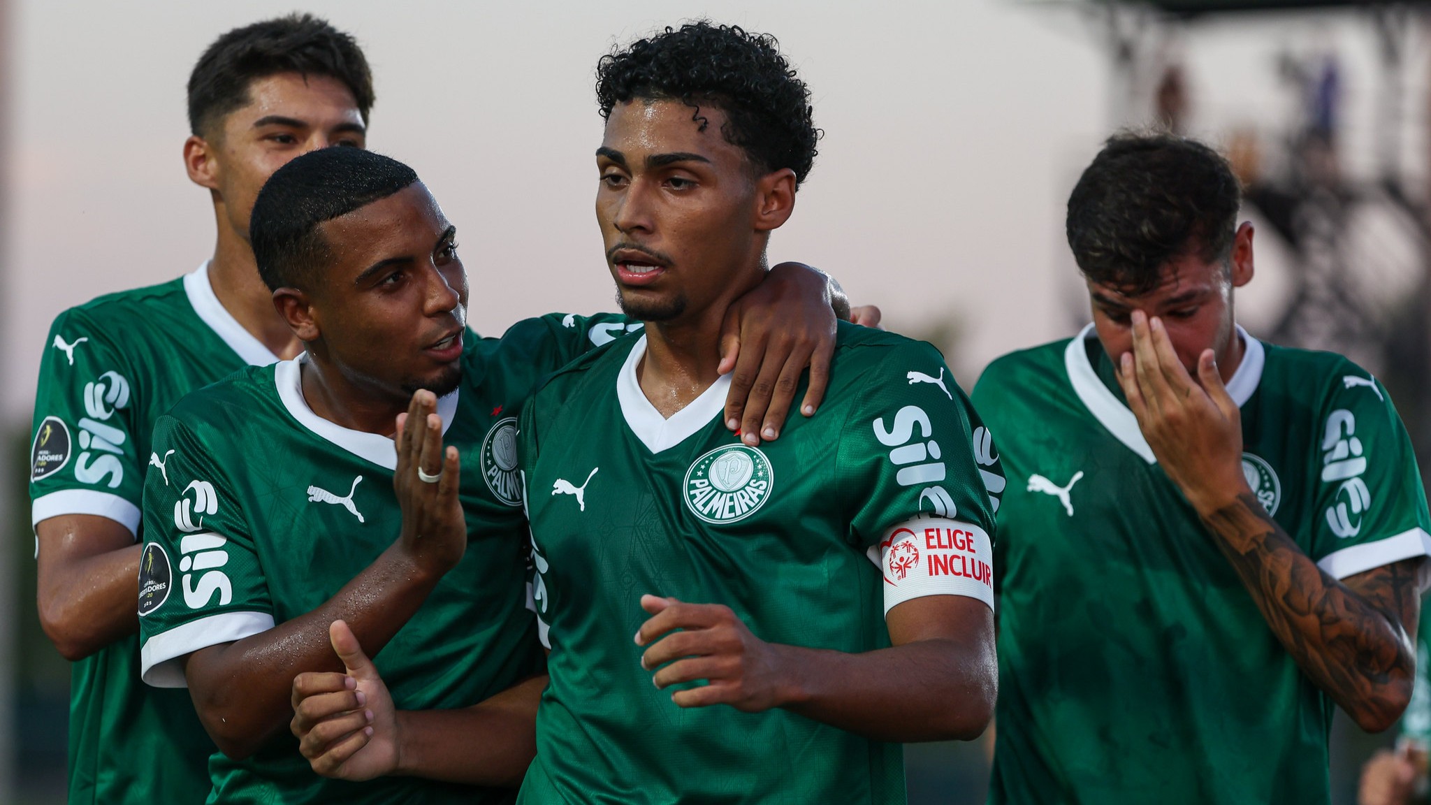 Capitão do Palmeiras, Luighi é alvo de atos racistas em jogo da Libertadores Sub-20