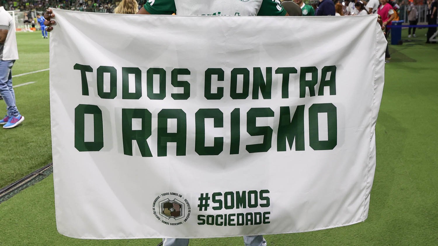 Palmeiras e São Paulo se unem contra o racismo no Allianz Parque