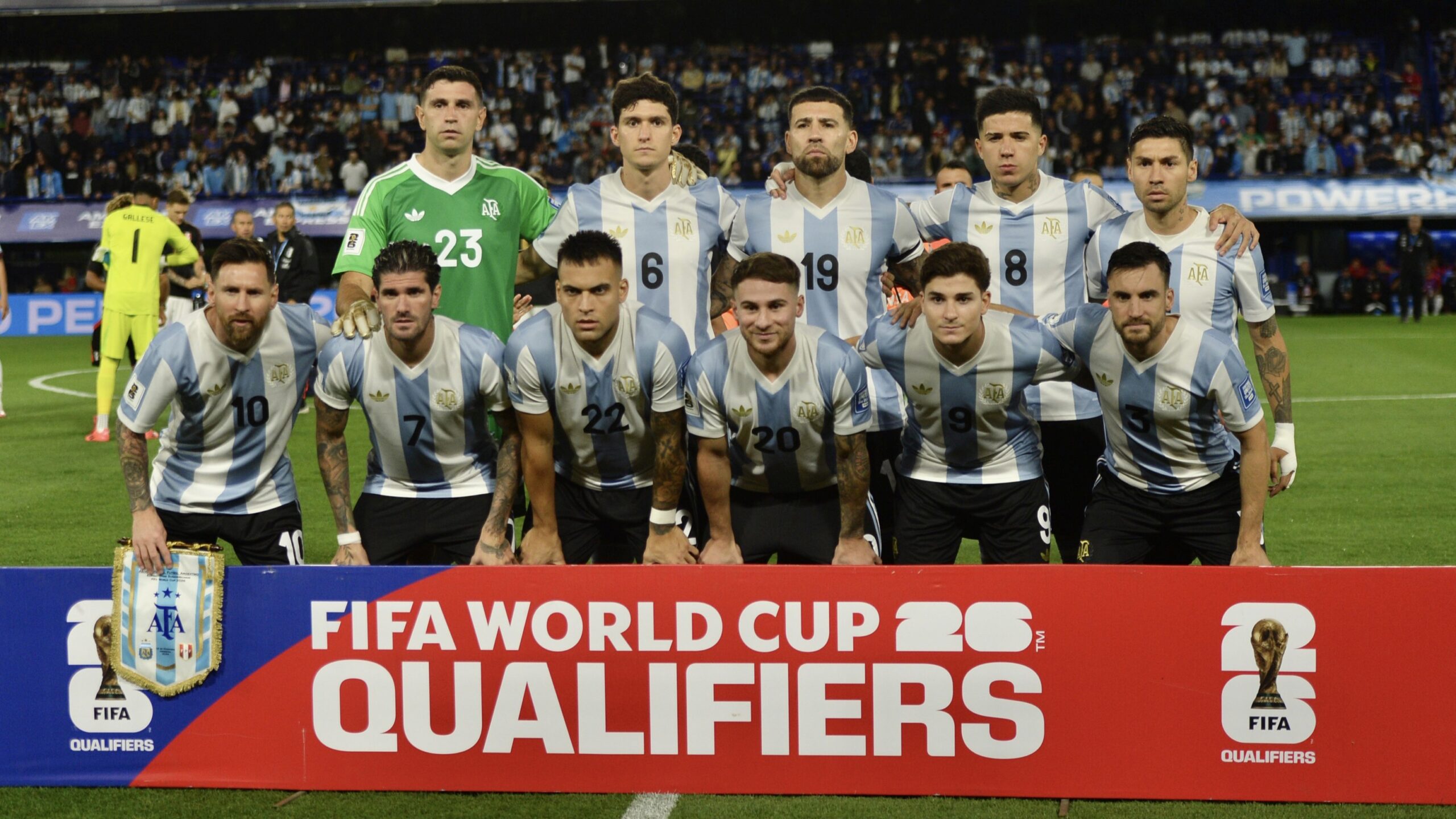 Já sem Messi, Argentina perde Lautaro Martínez para duelo contra o Brasil
