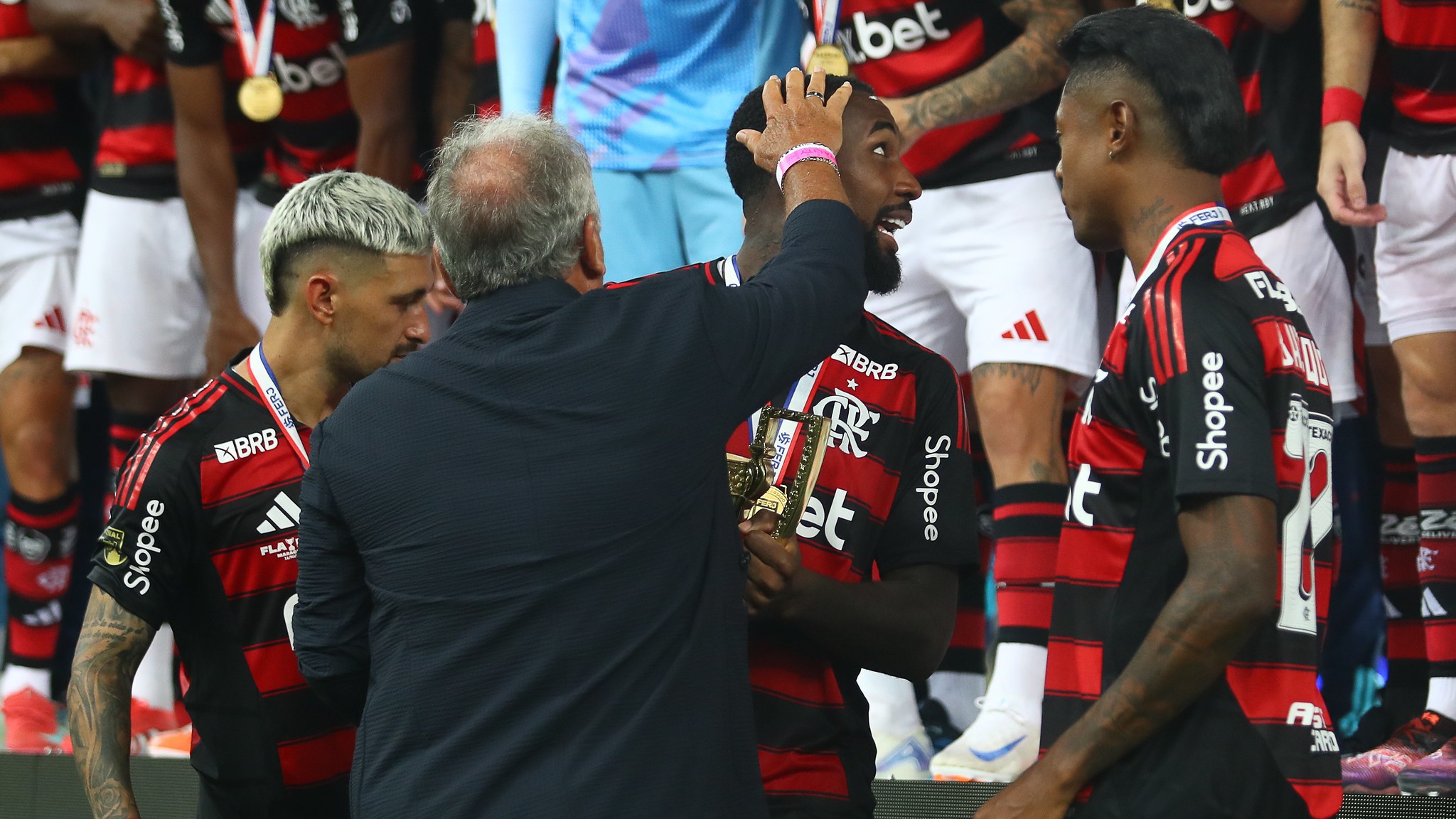 Jogador do Flamengo está na mira da Justiça