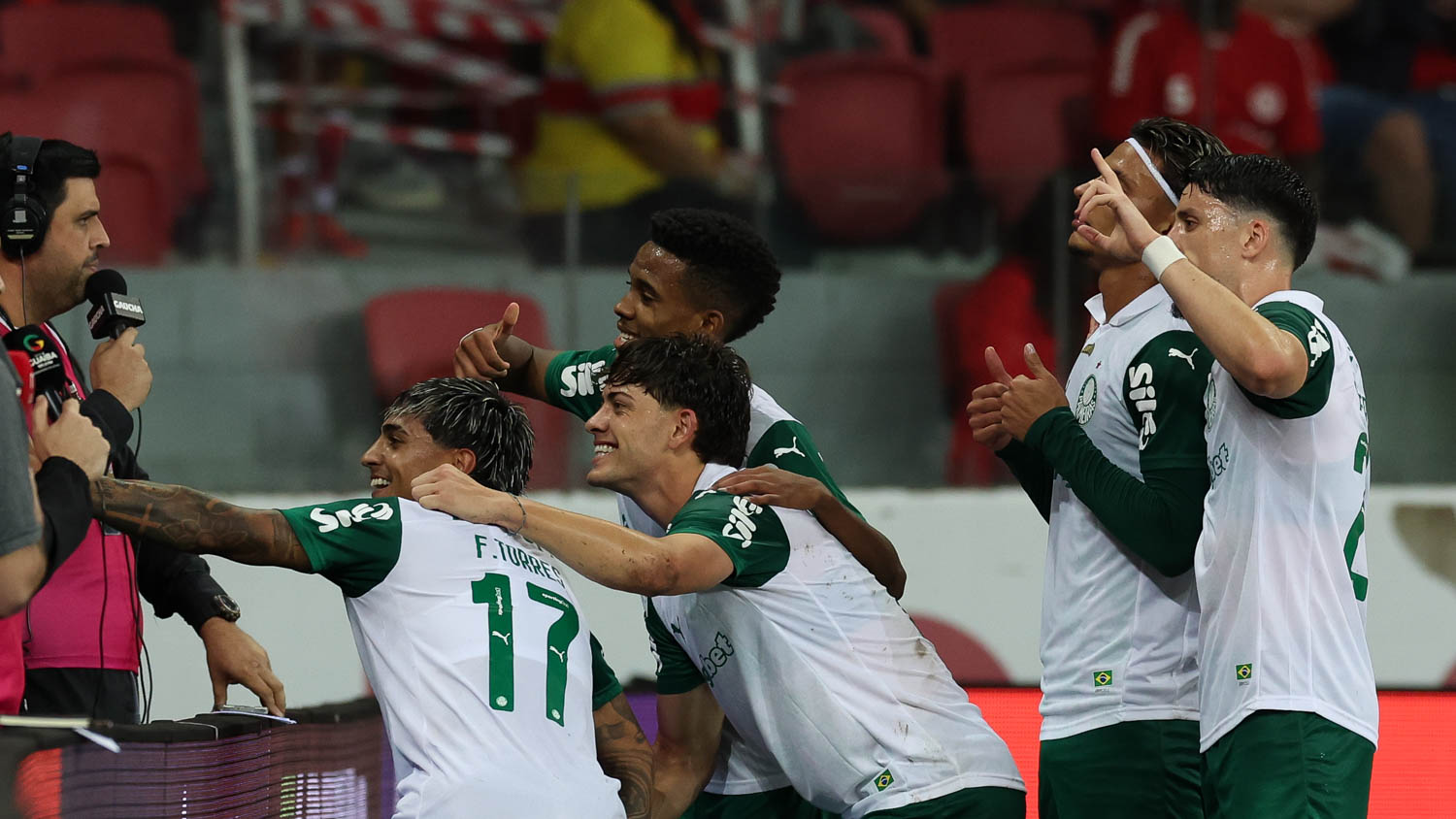 Passe de Ríos e gol de Facundo: gringos decidem para o Palmeiras contra o Internacional