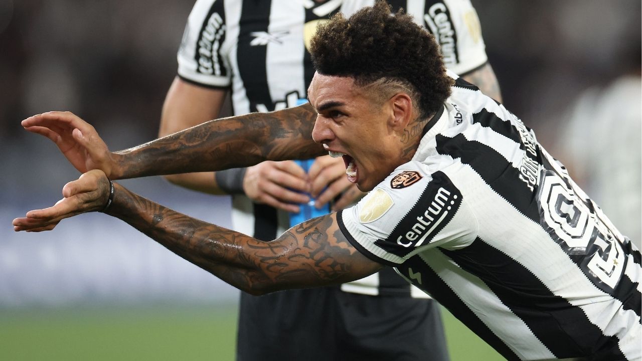Igor Jesus está por detalhes de deixar o Botafogo rumo ao futebol inglês (Foto: Vítor Silva/Botafogo)
