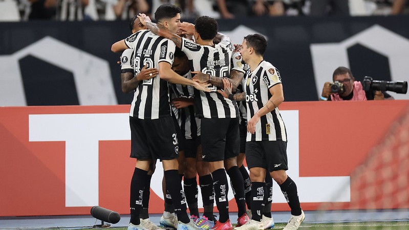 Jogador foi titular em noite de vitória do Botafogo pela Libertadores.