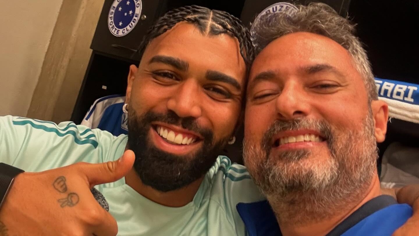 "Para a eternidade", escreve Alexandre Mattos em troca do Cruzeiro pelo Santos