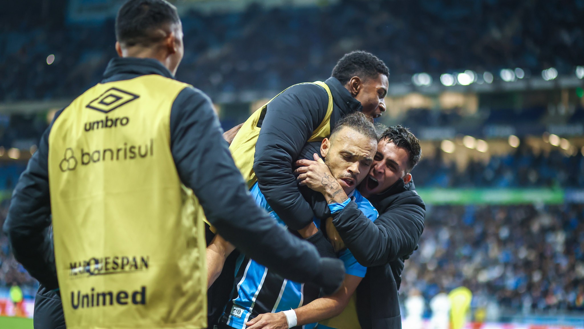 Grêmio e Braithwaite chegam a acordo por renovação até 2027