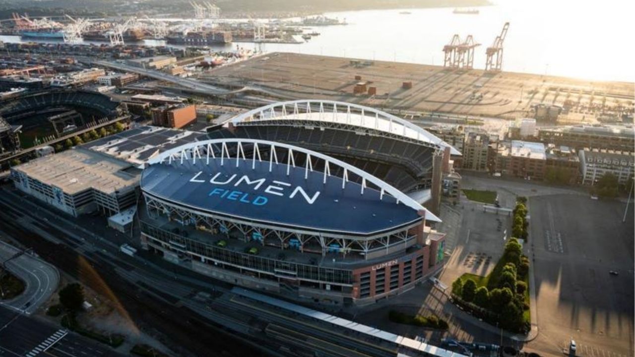 Lumen Field teve que trocar piso por determinação da Fifa (Foto: Divulgação/Seattle Seahawks)
