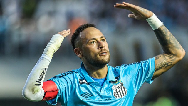 Neymar, em atividade no último jogo do Santos, contra o Botafogo